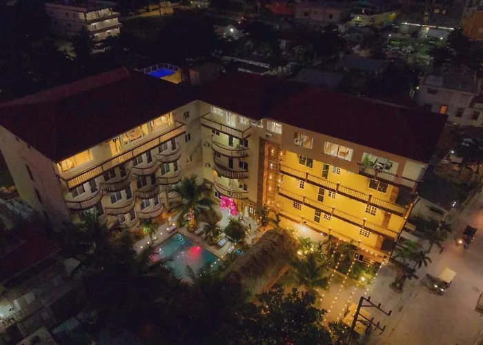 Hotel Tropical Palace *