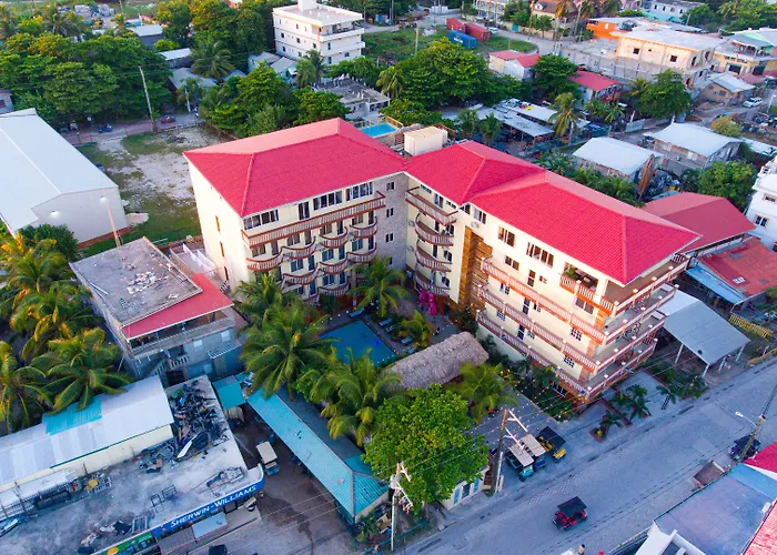 Tropical Palace Hotel *